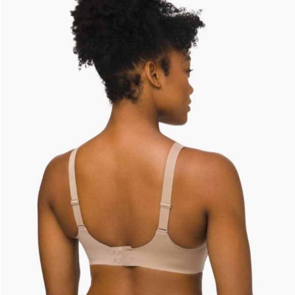Lululemon Holds True Wirefree Bra 34B Soft Sand - Picture 2 of 13